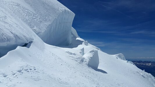 Glacier crash ice mont blanc