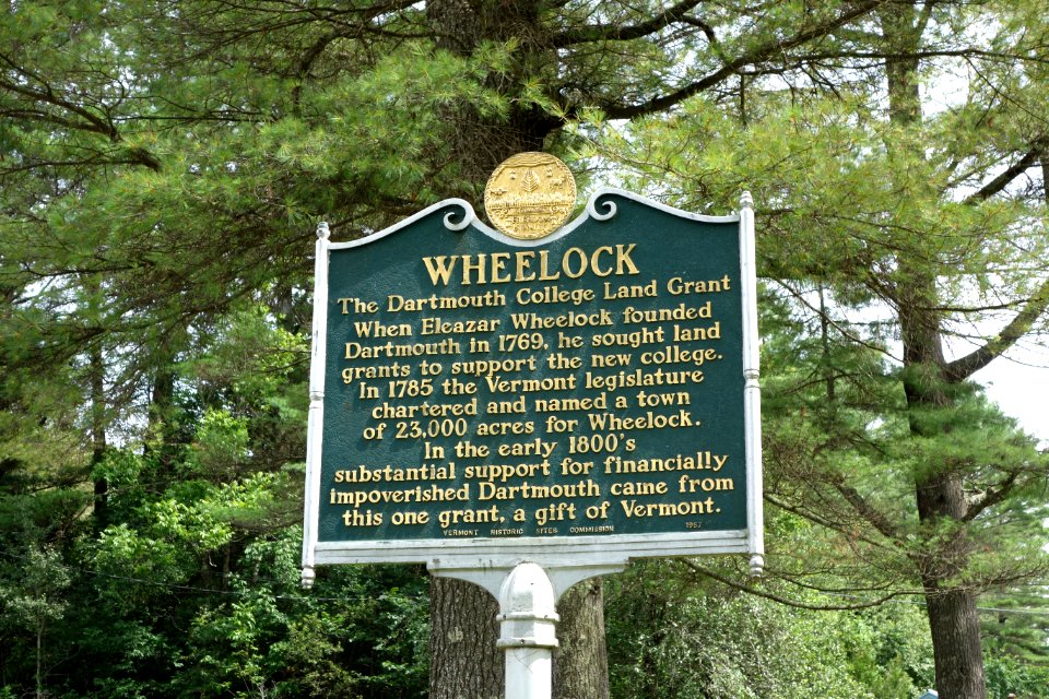 Dartmouth College Land Grant plaque - Wheelock, Vermont - DSC04404