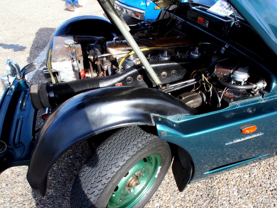 Dark green 1961 Jensen 541 S pic-006