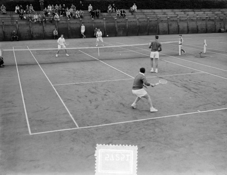 Daviscup. Nederland tegen Italie op METS-banen te Scheveningen. Dubbelspel. Van , Bestanddeelnr 905-7251