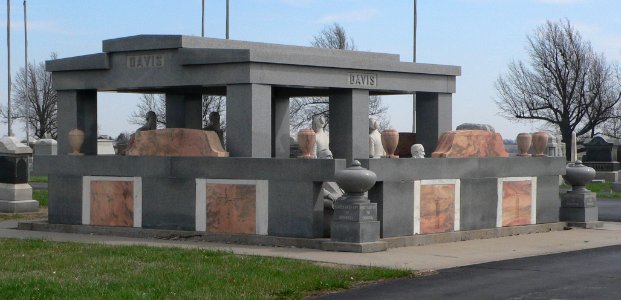 Davis Memorial (Hiawatha KS) from SW 2