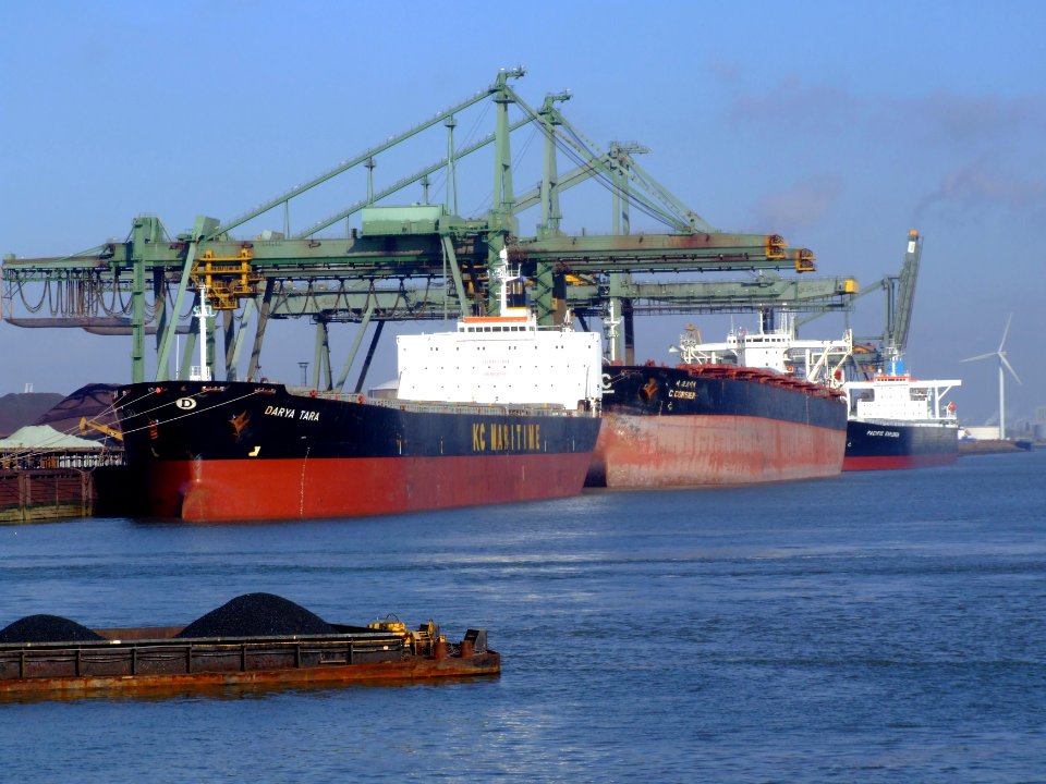 Darya Tara IMO 9218387, C Corsier IMO 9000936 , Pacific Explorer IMO 9329801, , Mississippi harbour Port of Rotterdam, Holland 08-Mar-2007