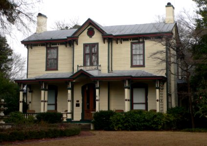 Davis-Whitehead-Harriss house (Wilson NC) from SW 1