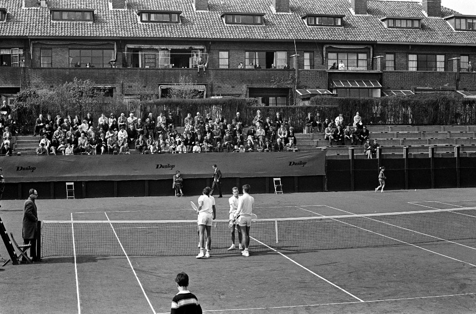 Davis Cup wedstrijd Nederland tegen Zuid Afrika op Metsbaan Scheveningen, de spe, Bestanddeelnr 917-7176
