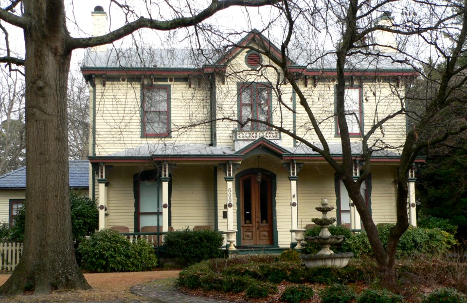 Davis-Whitehead-Harriss house (Wilson NC) from SW 2
