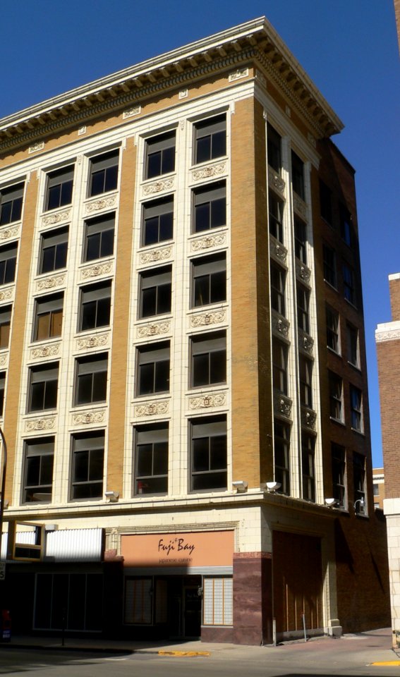Davidson Bldg (Sioux City) E end from SE 1