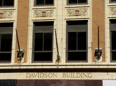 Davidson Bldg (Sioux City) S side 2nd floor detail