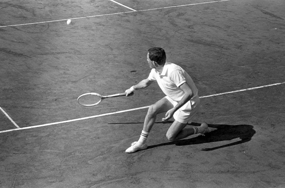 Davis-cup Nederland, Tom Okker in aktie, Bestanddeelnr 919-0896