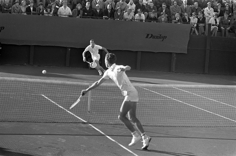 Davis-cup wedstrijd Nederland tegen Zuid-Afika, Okker tegen Drysdale, in aktie, Bestanddeelnr 919-1519