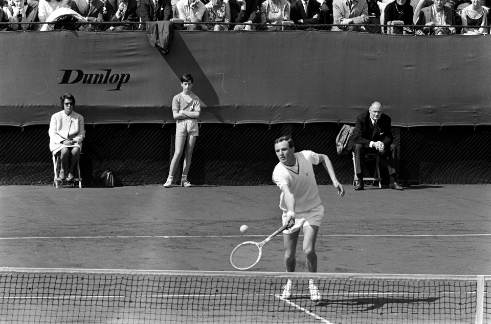 Davis-cup Nederland, Tom Okker in aktie, Bestanddeelnr 919-0894