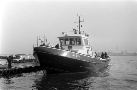 De blusboot heeft aangelegd aan de kade, Bestanddeelnr 921-6542