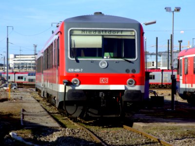 DB 628 489-7 at Luxembourg p1 10February2008