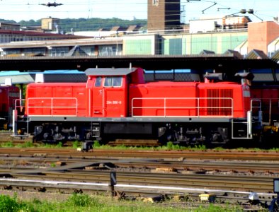 DB 294 956-8