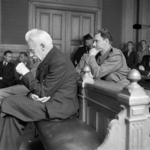 De beschuldigde en zijn bewakers, Bestanddeelnr 900-5594