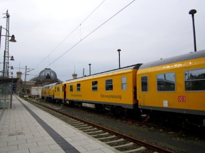 DB 218 392-9 Dresden Hauptbahnhof Schienenprüfzug (4)