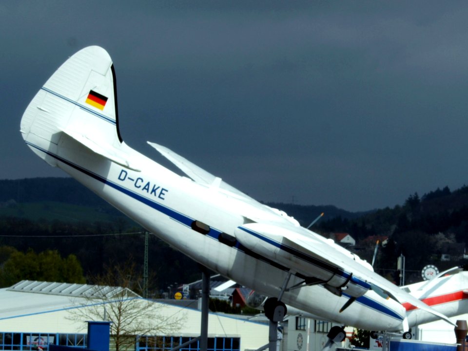 D-CAKE Pembroke C54