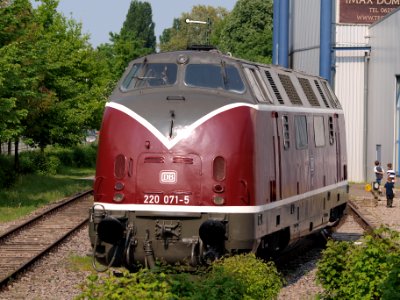 DB Class V 200, DB 220 071-5 at Speyer museum p3