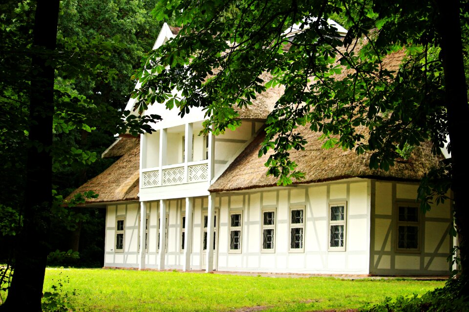 Ludwigslust-parchim castle park meadow