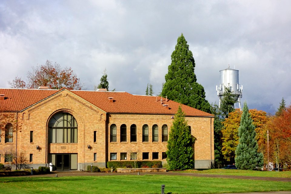Damian Center - Mount Angel Abbey - Mount Angel, Oregon - DSC00121