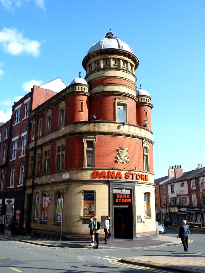 Dana Store, Leeds 03