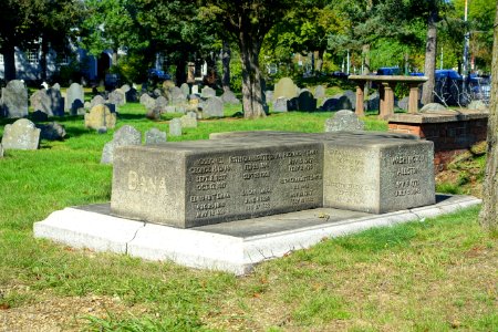 Dana Family Marker - Old Burying Ground - Cambridge, MA - DSC06553