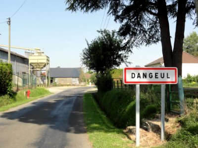 Dangeul (Sarthe) entrée