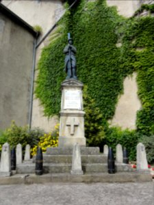 Damelevières (M-et-M) monument aux morts