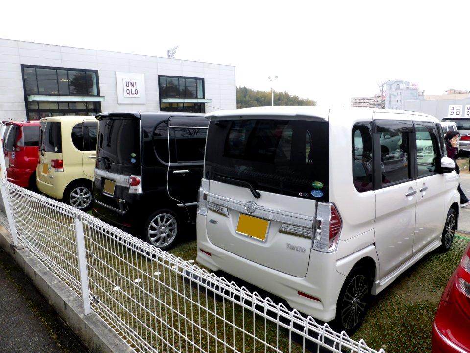 Daihatsu TanTo Custom RS "SA" (LA600S) & TANTO CUSTOM & TANTO (LA375S) rear