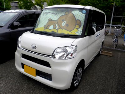 Daihatsu TanTo L "SA"' (LA600S) front