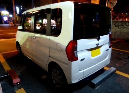 Daihatsu TanTo X (LA660S) at night rear