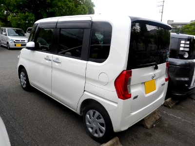 Daihatsu TanTo L "SA" (LA600S) rear