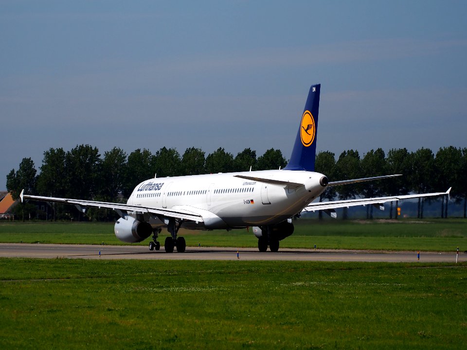 D-AIDM Lufthansa Airbus A321-231 taxiing at Schiphol (AMS - EHAM), The Netherlands, 18may2014, pic-8