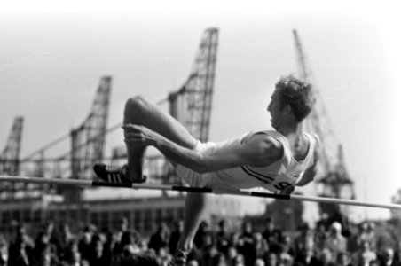 Dames atletiek vijfkamp en Heren tienkamp Nederland, Belgie Groot Brittannie te , Bestanddeelnr 922-5017