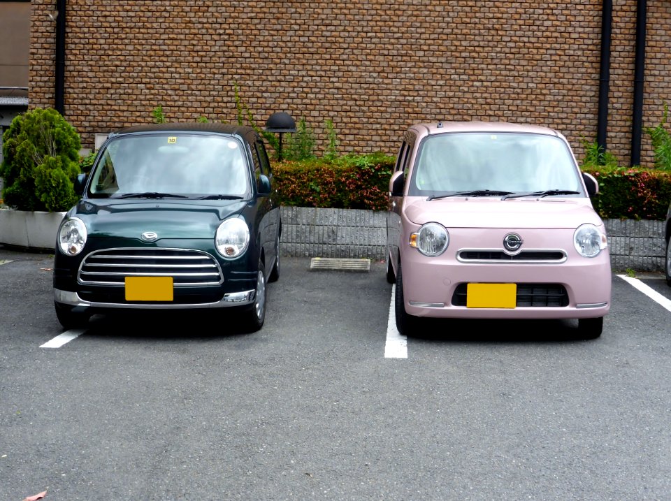 Daihatsu Mira Gino L (L660S) & Mira Cocoa L (L675S) front