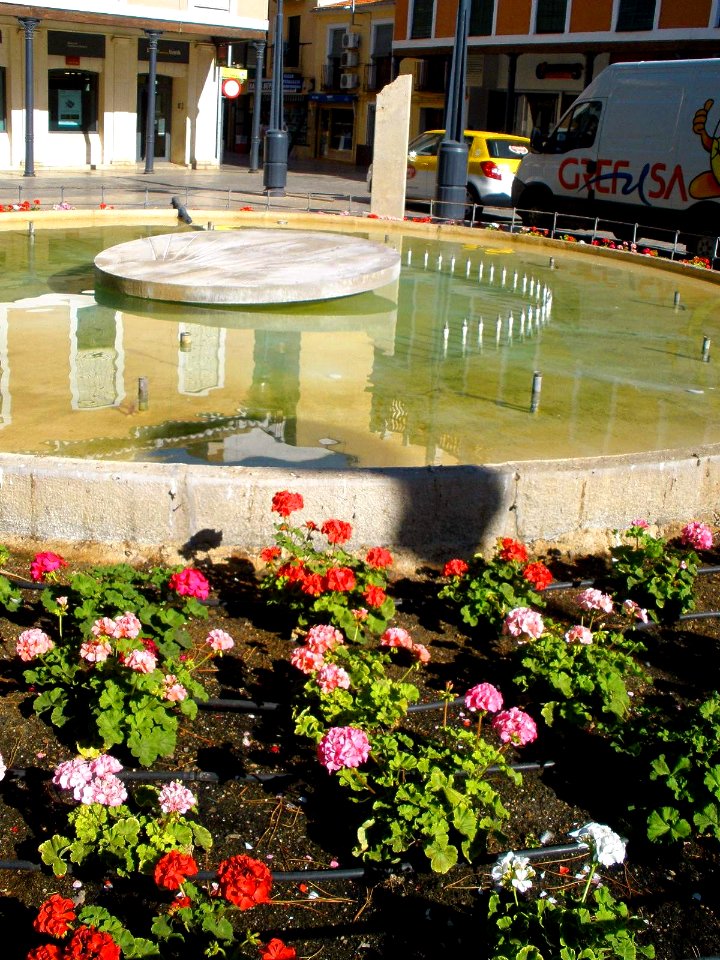 Daimiel - Plaza de España, Fuente del Reloj