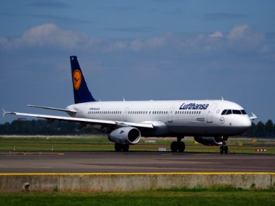 D-AIDM Lufthansa Airbus A321-231 taxiing at Schiphol (AMS - EHAM), The Netherlands, 18may2014, pic-2