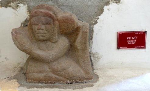 Dancer, Chien Dan, 12th century, Quang Nam - Museum of Cham Sculpture - Danang, Vietnam - DSC02011