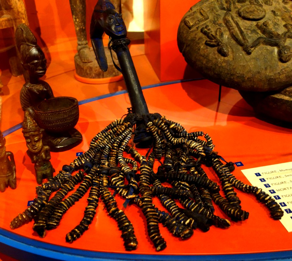 Dance hook, Yoruba - Glenbow Museum - DSC00372