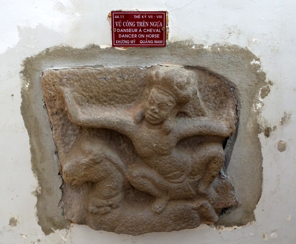 Dancer on Horse, Khuong My, 7th-8th century, Quang Nam - Museum of Cham Sculpture - Danang, Vietnam - DSC01998