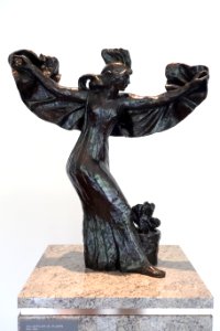 Dance of the Veil by Emile-Antoine Bourdelle, 1910, bronze - National Museum of Western Art, Tokyo - DSC08384