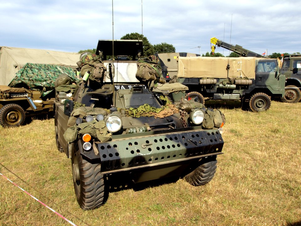Daimler Ferret armoured car picture-020