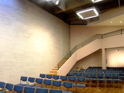 Daniel-Gemeindezentrum (Berlin-Wilmersdorf) Emporenaufstieg