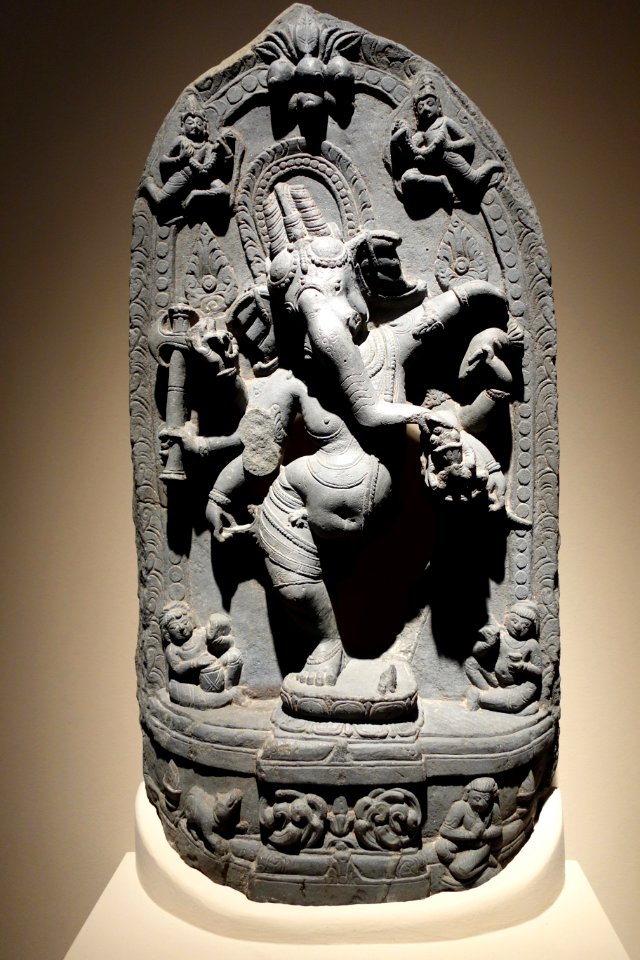 Dancing Ganesha, India, Pala Period, late 11th century AD, black stone - Chazen Museum of Art - DSC01706