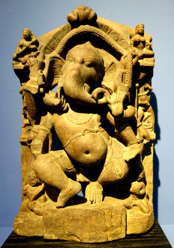 Dancing Ganesha, India, 900-1000 AD, sandstone - Fitchburg Art Museum - DSC08824