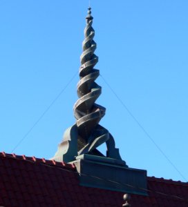 Danish Brotherhood building (Omaha) cupola from NE 1