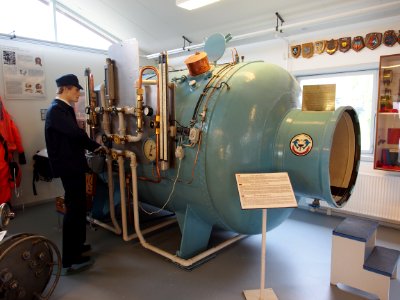 Dannish navy first decompression-chamber pressure tank pic1