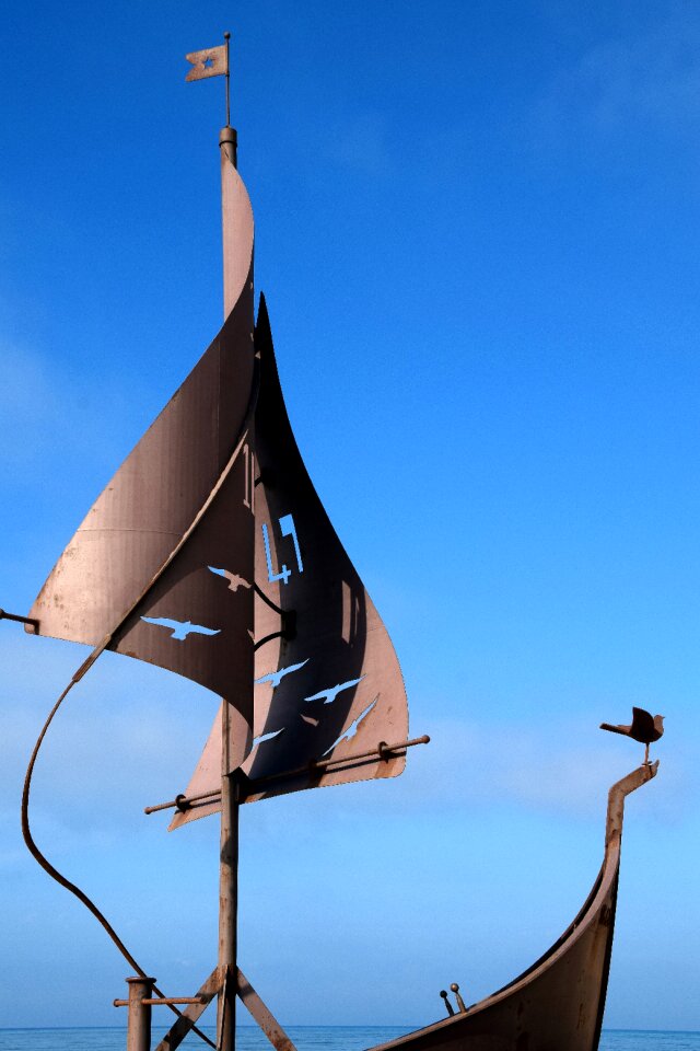 Sea sailing boat monument