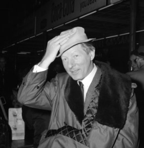 Danny Kaye op luchthaven Schiphol, Bestanddeelnr 919-8109
