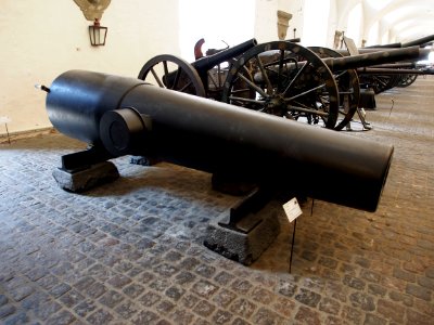 Danish 84 pounder cannon pic2
