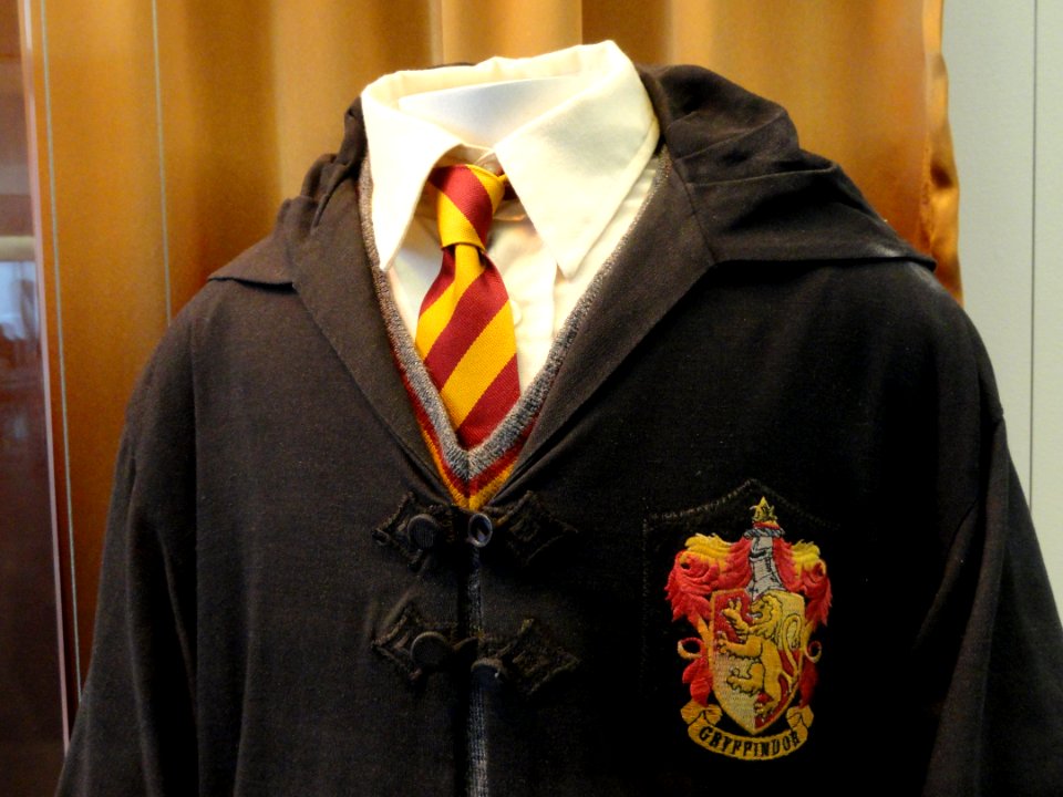 Daniel Radcliffe's costume for Harry Potter and the Sorcerer's Stone - National Museum of American History - DSC06098